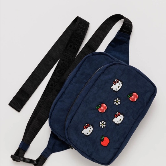 BAGGU Handbags - Baggu hello kitty Fanny pack